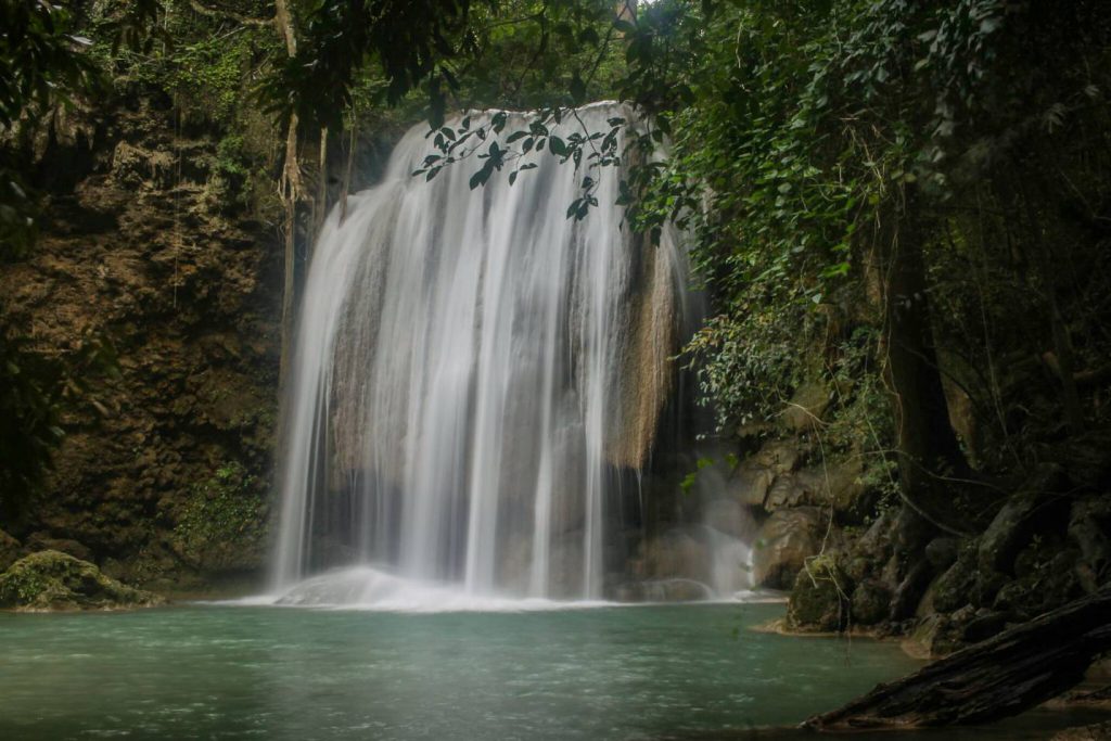 cascatas-erawan-agua