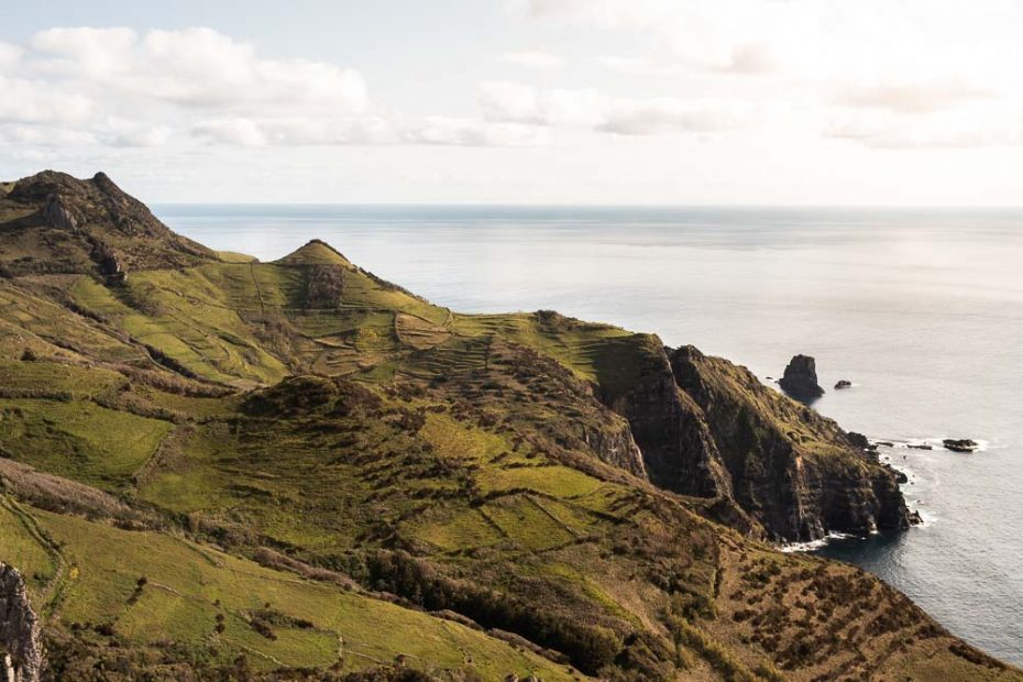 Natureza e mar na Ilha das Flores nos Açores