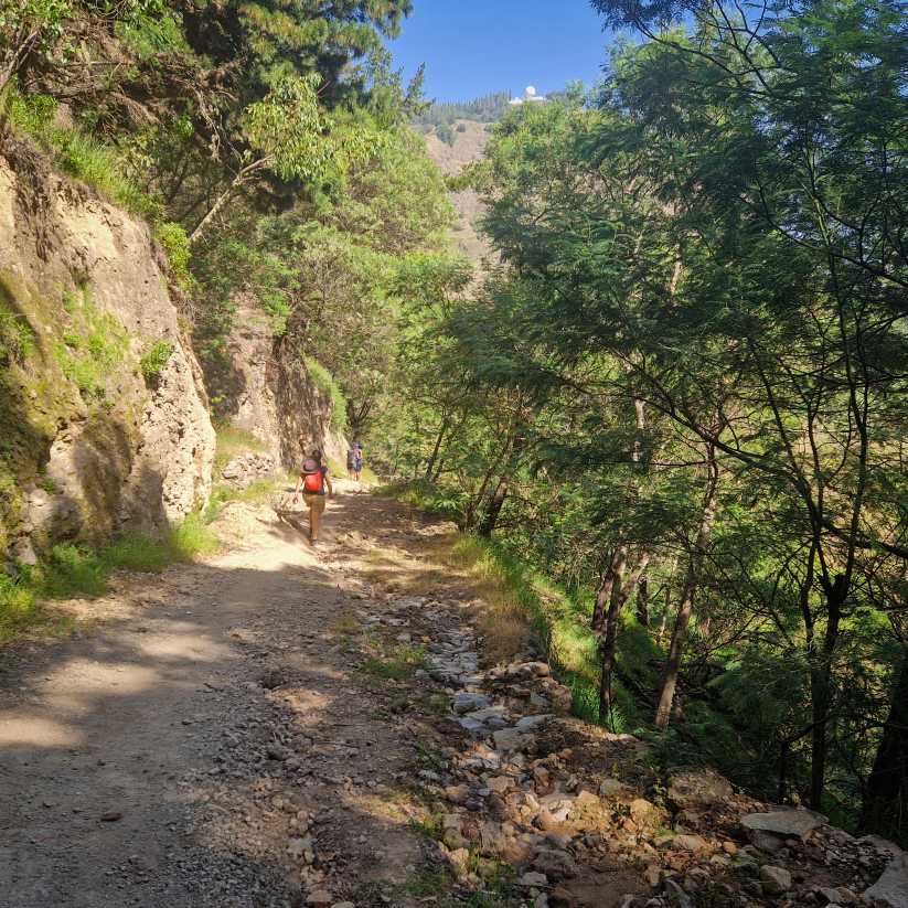 Descida da Cratera da Cova